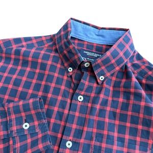 American Eagle Outfitters Mens Prep Fit Red Navy Plaid Cotton‎ Button Down Small